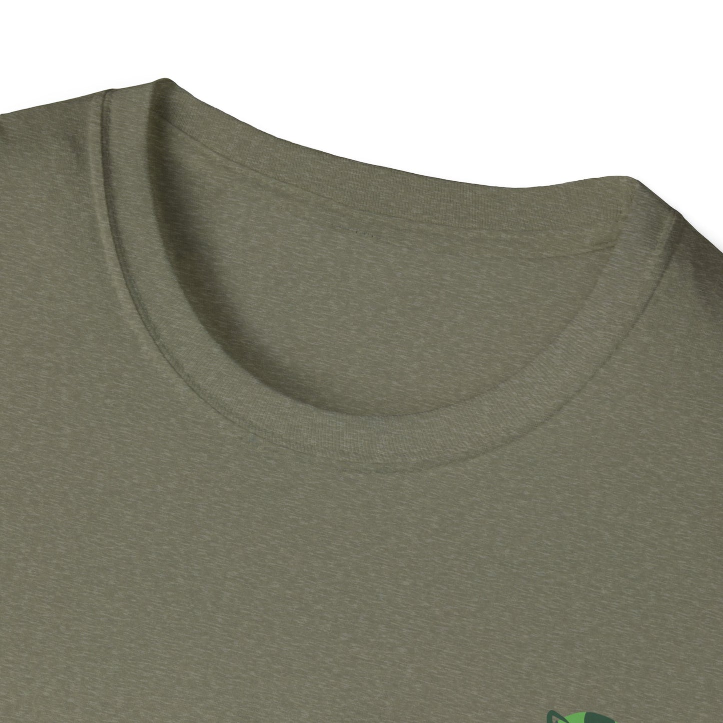 Christmas Cat    Unisex Softstyle T-Shirt