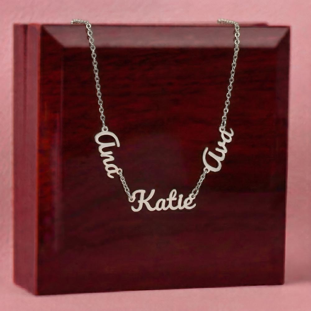 Our Names, Her Story – Multiple Name Necklace