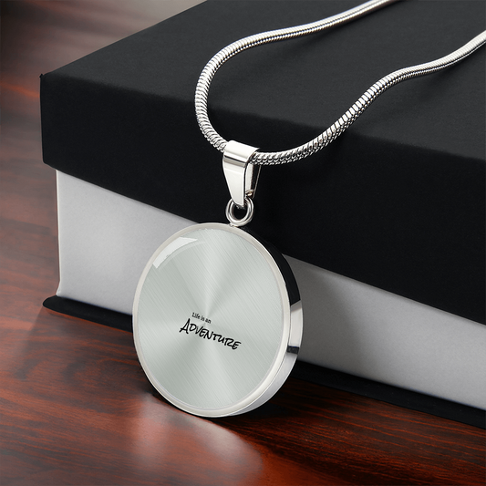A Circle Around Us – Luxury Graphic Circle Necklace