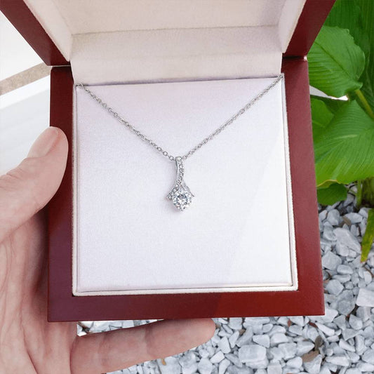 She Is Your Everything – Personalized Alluring Beauty Necklace